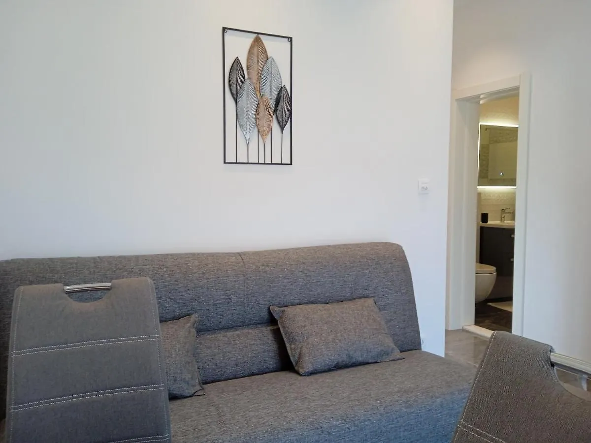 Apartmentt Vinko Bilota Seget Vranjica