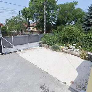 Hi-bp Garden Batsanyi Tiny House Near The Train With Free Parking , Budapeszt Węgry